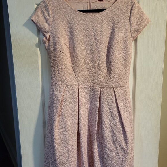 Hugo Boss Beautiful Dress - Brand New Never Worn - Picture 3 of 4